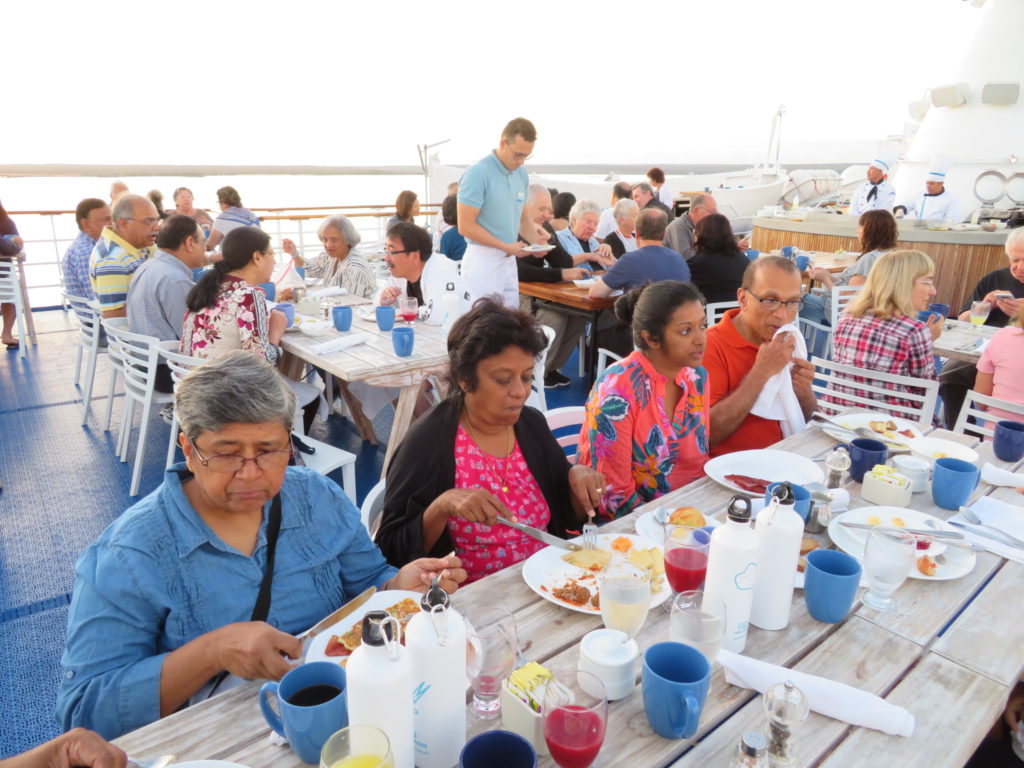 Breakfast on MV Legend