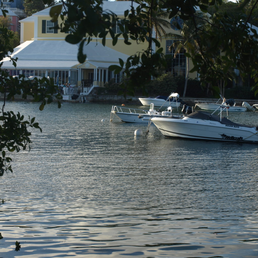 Restaurant By Hamilton Harbor