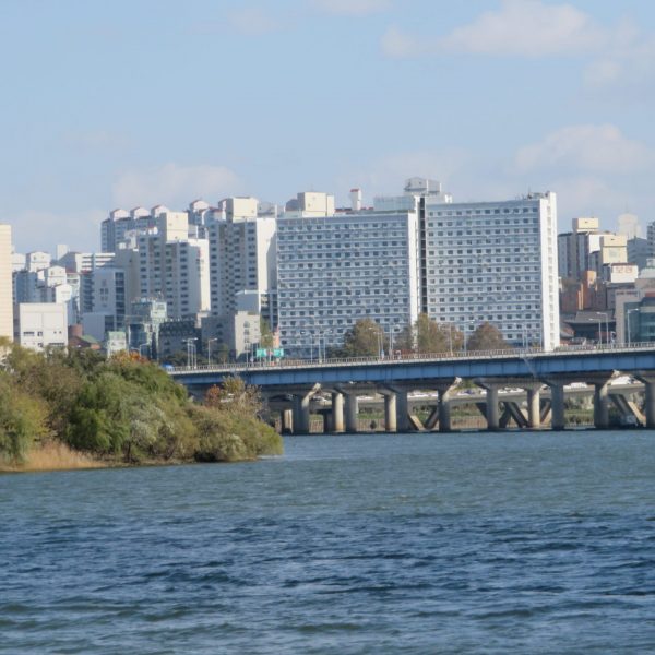 Seoul Skyline from han River