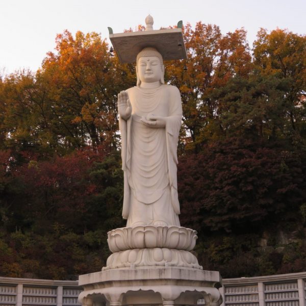 Imposing Statue at Bongeunsa Temple Seoul