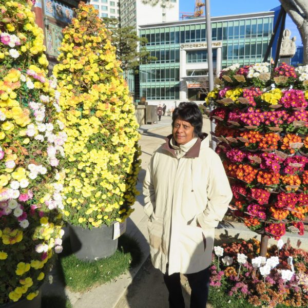 Posing in Garden of Jogyesa Temple Seoul